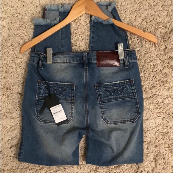 Jeans - Picture 2 of 3